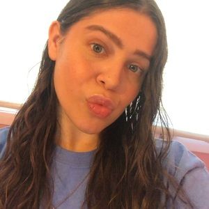 Meet your Posher, Arielle